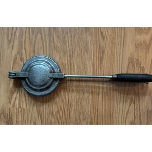 Vintage Toast-Tite Cast Aluminum Sandwich Toaster Pat. 2463439 Camping USA